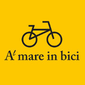 Al mare in bici